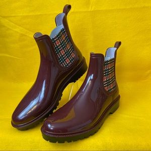 Rain boots, Women’s size 11, brown w/ red & black plaid gores for easy on/off